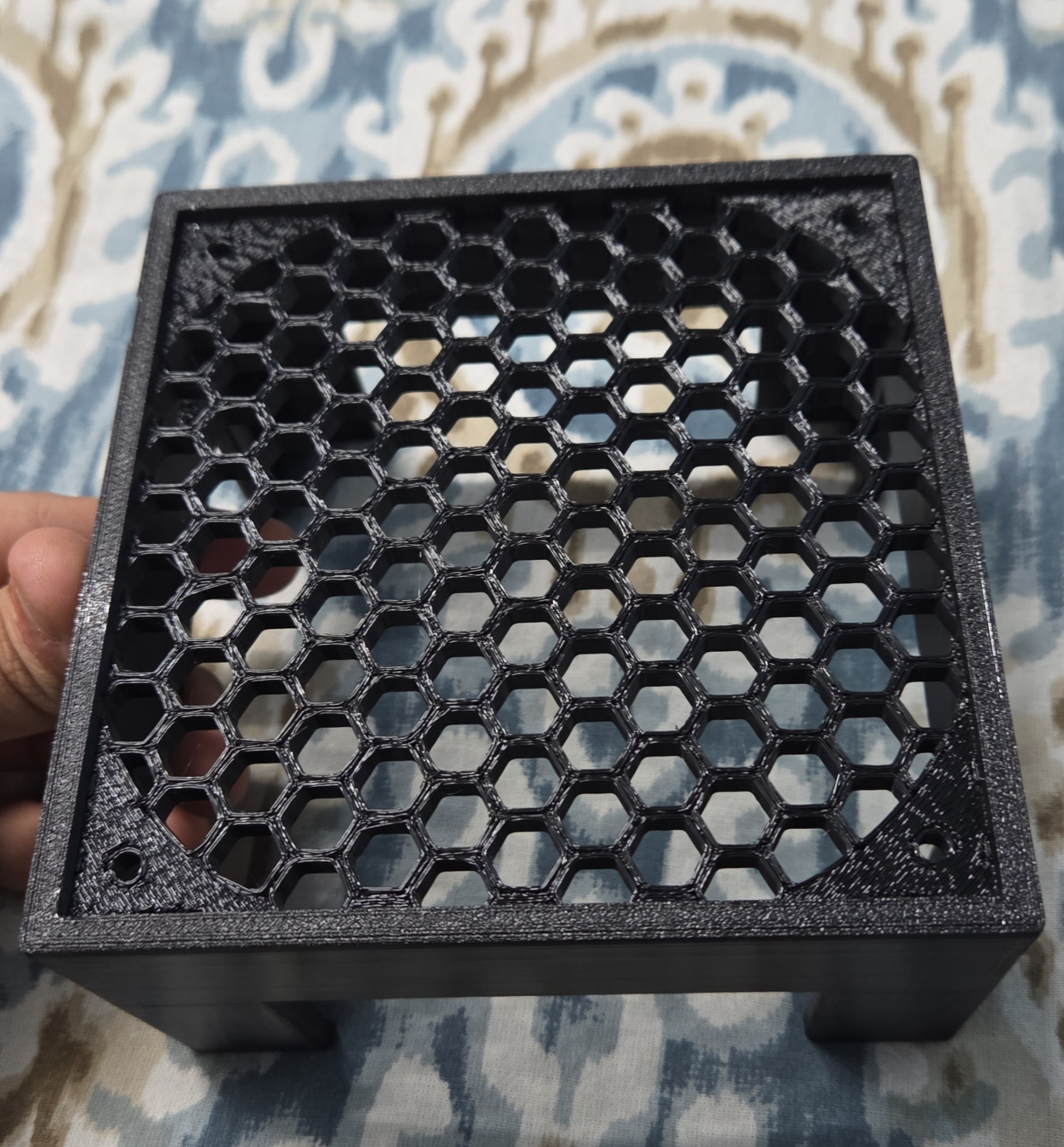 A 120mm PC case fan mount